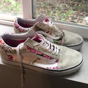 Vans Floral Hawaiian Classic Size 9